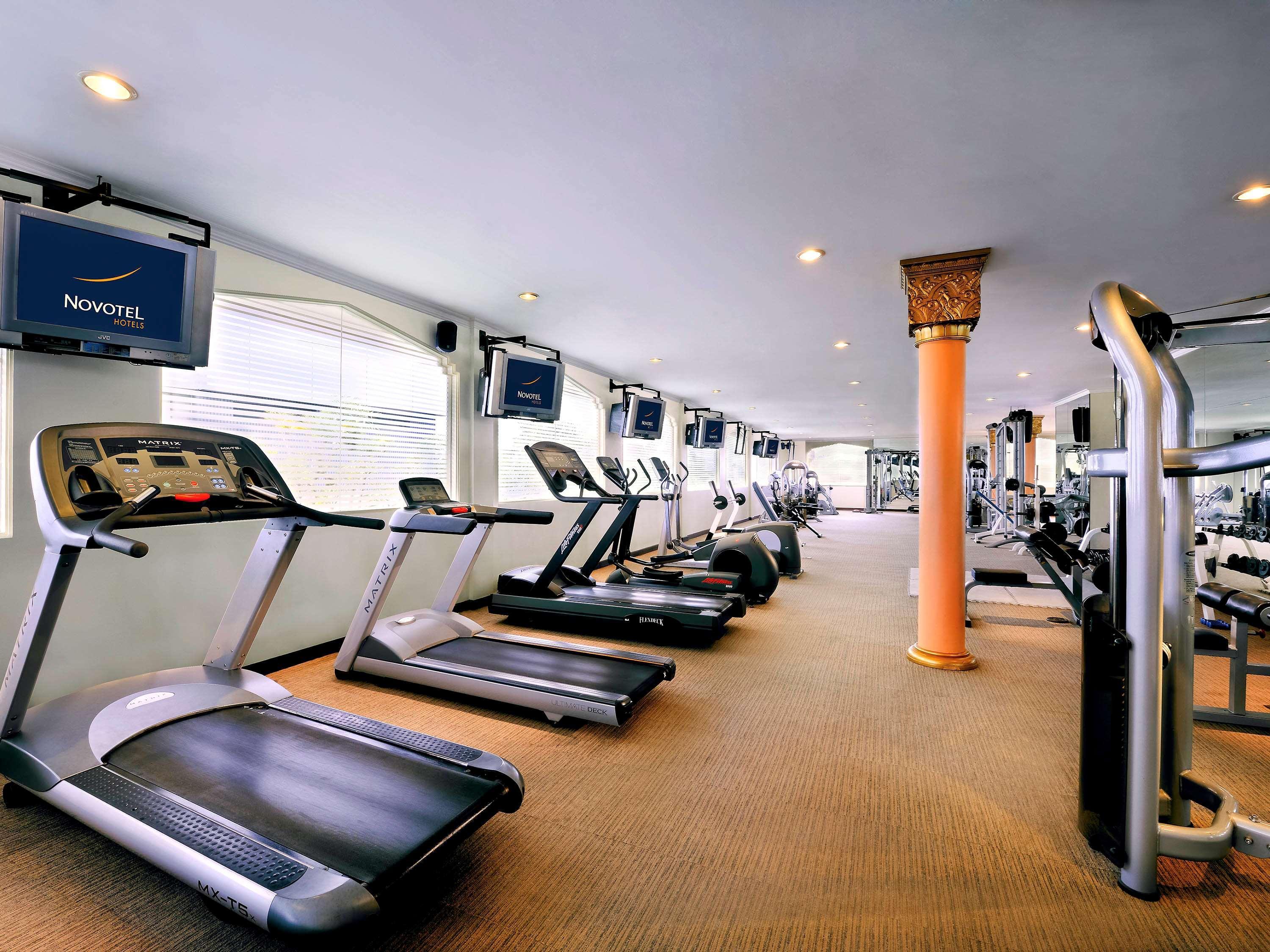 Novotel Solo Екстериор снимка