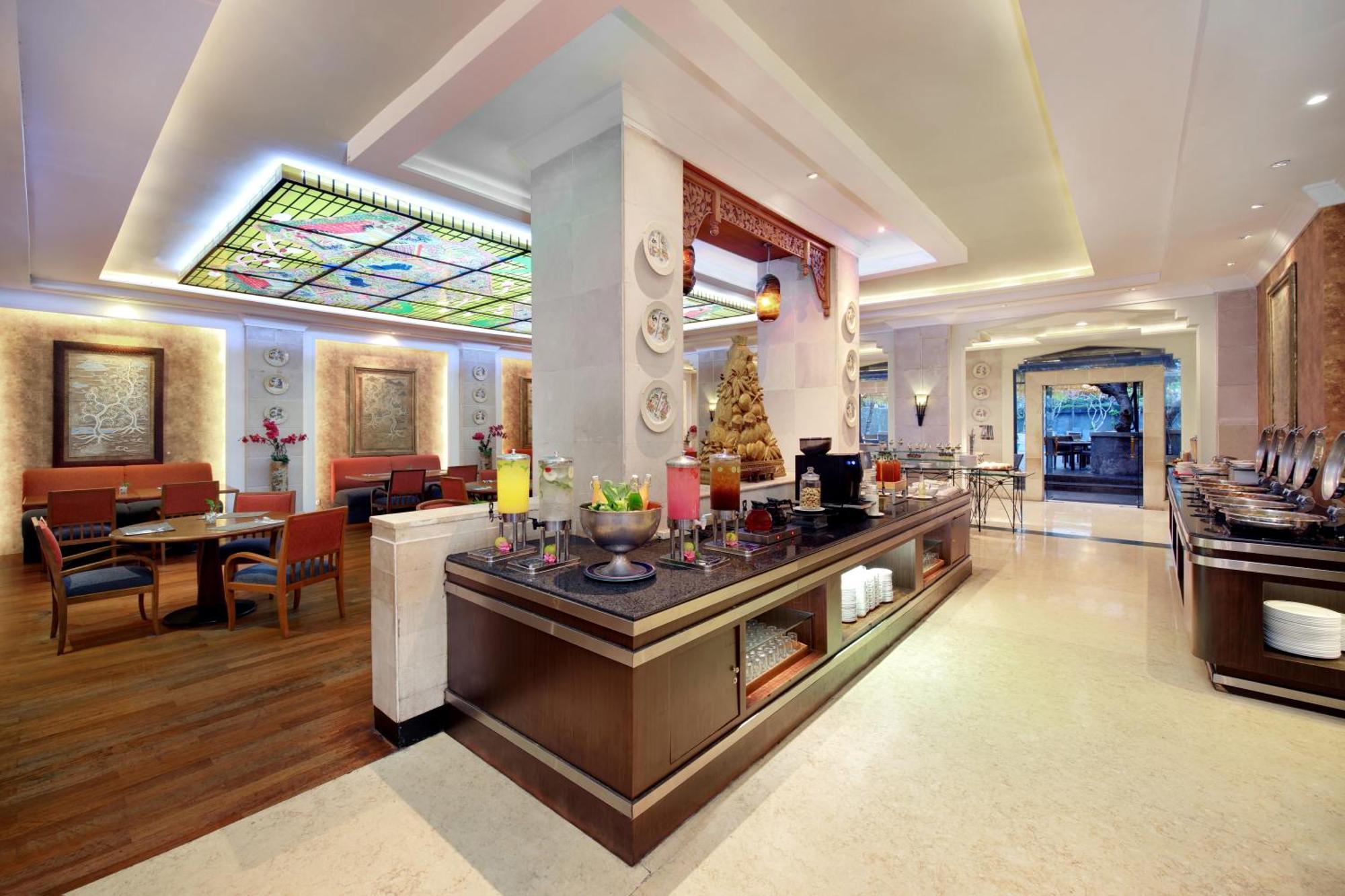 Novotel Solo Екстериор снимка